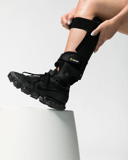 Aryse Small Left Ankle Brace, With Stabilizer  L1906/L1971